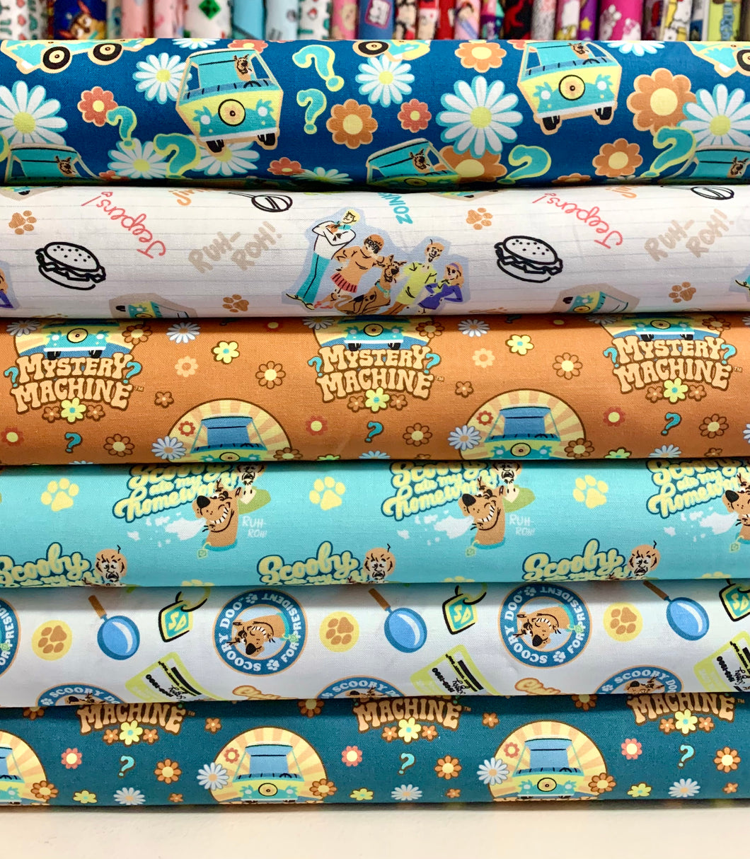 Scooby-Doo School Spirit 6PCS Fat Quarter Bundle - Cotton Fabric