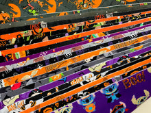 Charger l&#39;image dans la galerie, Halloween Characters II - Ultimate Bundle - 20PCS Fat Quarter Bundle - Cotton Fabric
