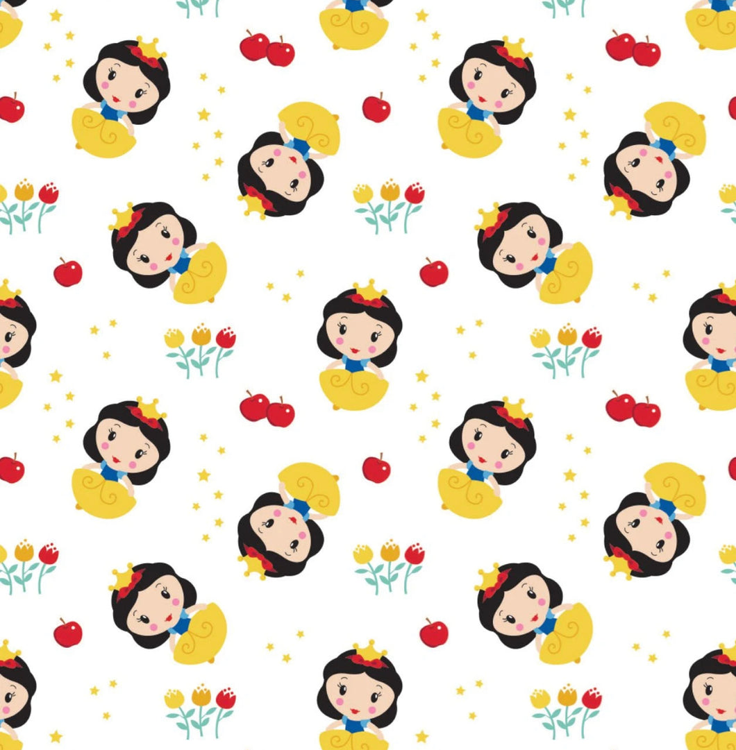 Disney Princess Kawaii - Cute Snow White Toss - White Fabric - 1/2 Meter - Cotton Fabric