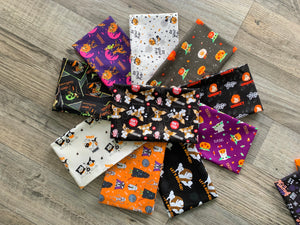 Characters Halloween II 10PCS Fat Quarter Bundle - Cotton Fabric